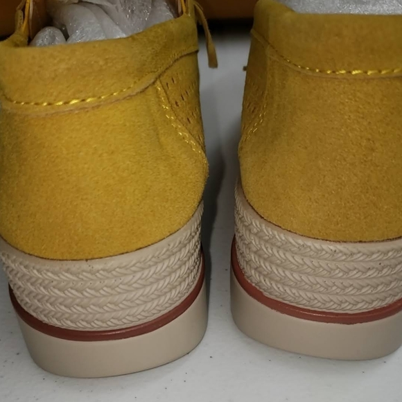 M11 Women's Platform Shoes - Picture 8 of 8